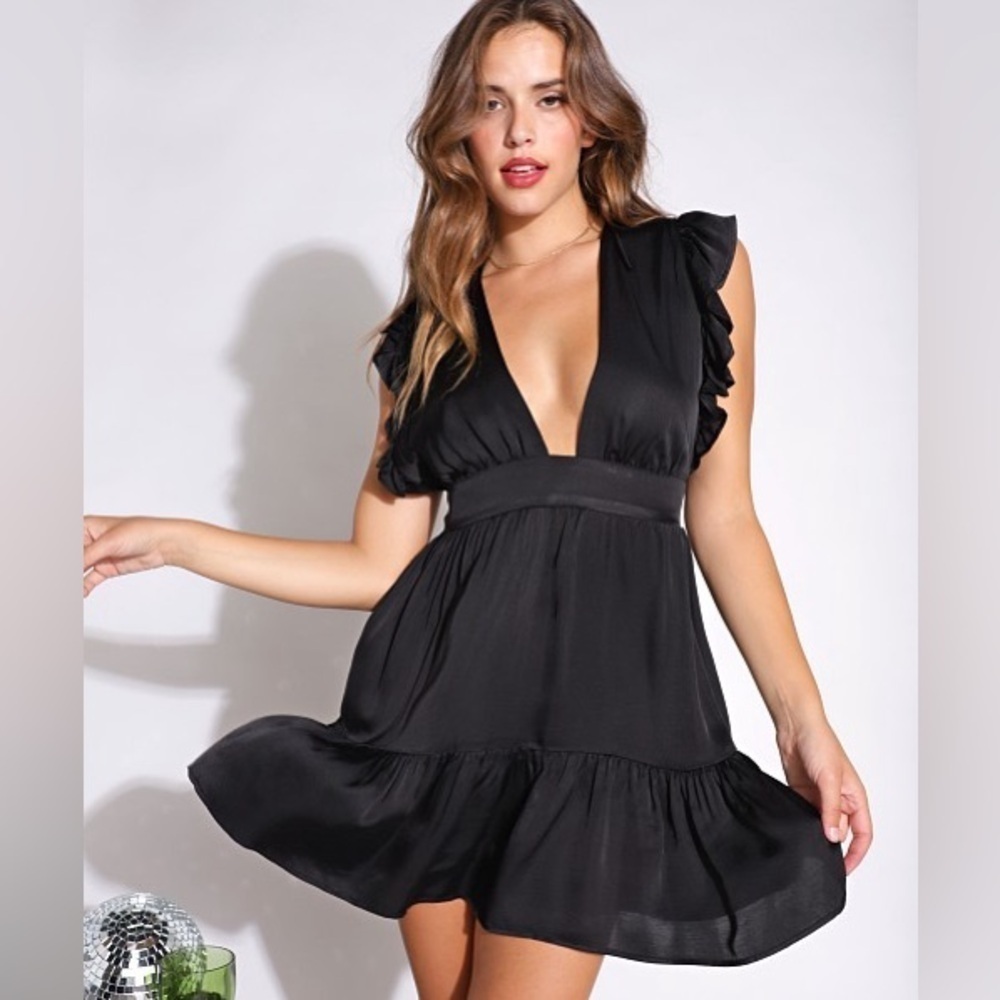 NWT Malibu Bum Black Silky Sleeveless Mini Dress. Size S